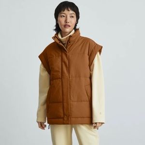 NWT Everlane Puffer Vest - Women’s Medium
